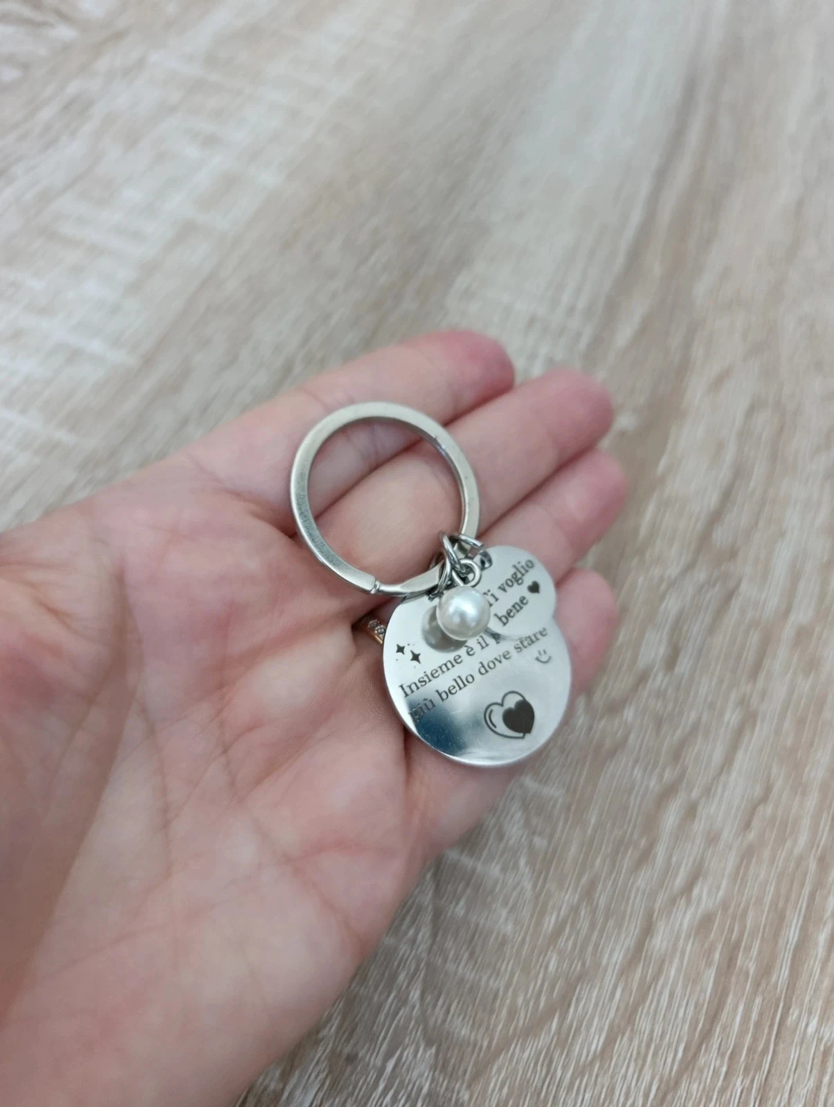 Chaveiro de mensagem de amor em aço inoxidável - Presente romântico - Pérola e gravura italiana – photo 4